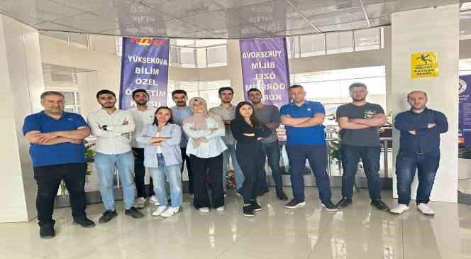 Yüksekova’da YKS’de başarı gösteren öğrencilerin sayısı artıyor