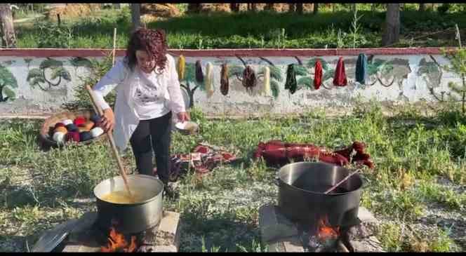 Yüksekova’da asırlık ‘kök boyama’ geleneği sürüyor