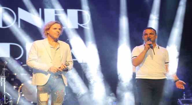 Soner Arıca, memleketi Fatsa’da sahne aldı