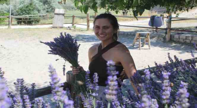 Kapadokya&rsquo;nın g&uuml;zelliğine lavanta dopingi
