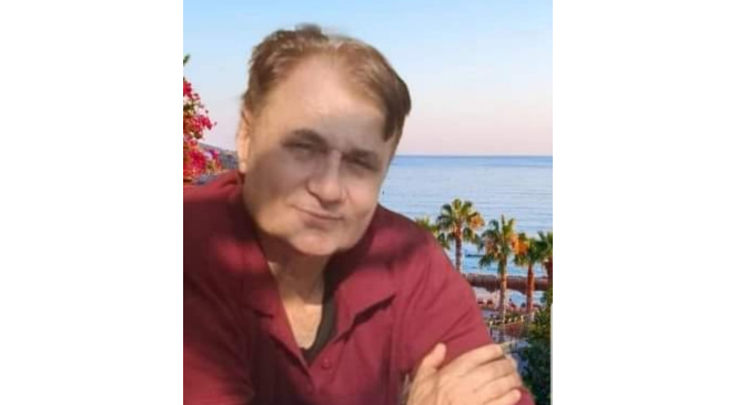 Bağışlanan organlarıyla 5 kişiye umut olan devlet ses sanat&ccedil;ısı son yolculuğuna uğurlandı
