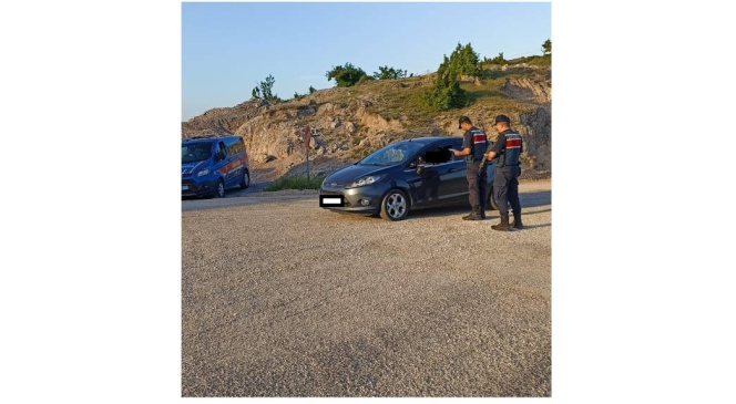Kırklareli&rsquo;nde 299 d&uuml;zensiz g&ouml;&ccedil;men, 6 organizat&ouml;r yakalandı
