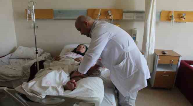 Şırnak’ta ilk kez kapalı tip varis ameliyatı yapıldı: 82 yaşındaki hasta sağlığına kavuştu