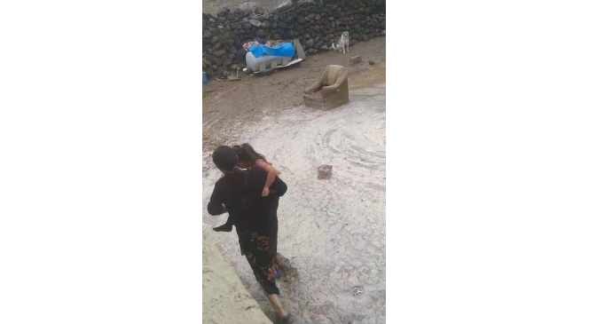 Ağrı’da sağanak yağış sele neden oldu