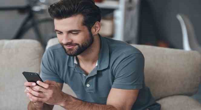 Kadın Hastalıkları ve Doğum Uzmanı Doç. Dr. Taşdemir: “Cepte telefon taşımak sperm sayısını düşürüyor”
