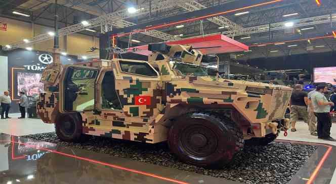 Pusat, IDEF’te sergileniyor