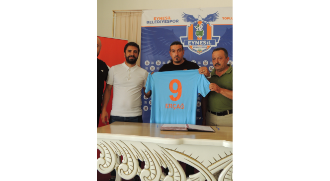 TFF 3. Lig ekibi Eynesil Belediyespor&rsquo;da imza şov
