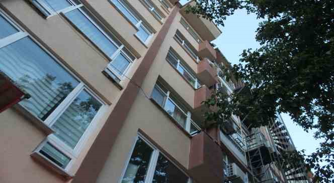 Edirne’de 4’üncü kattan düşen yaşlı adam hayatını kaybetti