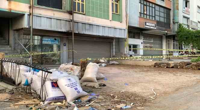 Başkentte kafası yük asansörüne sıkışan çocuk yaşamını yitirdi