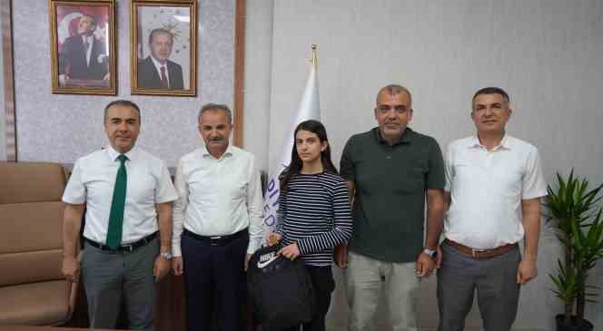 YKS&rsquo;de derece yapan &ouml;ğrencilere tebrik
