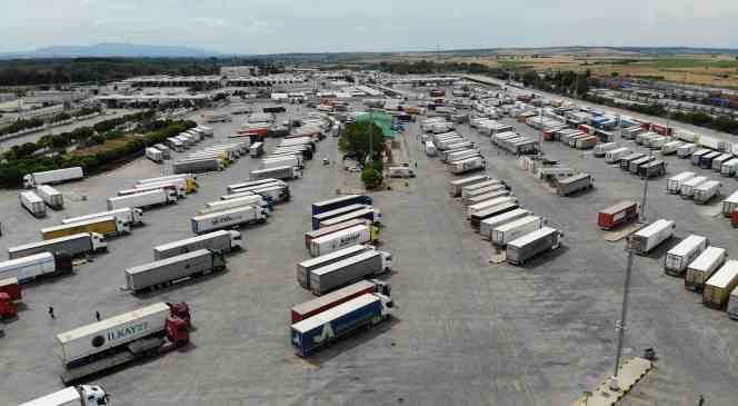 Kapıkule Sınır Kapısı’nda tır dorsesinde 2 kaçak göçmen ölü bulundu