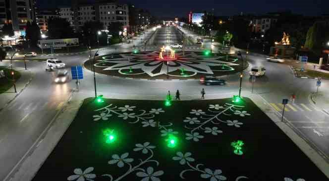 Turgutlu Alparslan Türkeş Kavşağı’nın yeni görünümü beğenildi