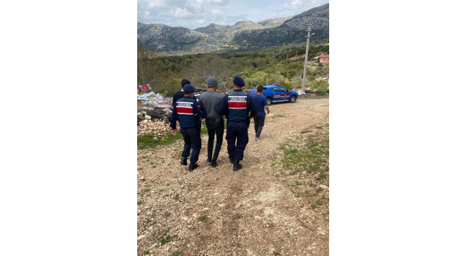 Burdur&rsquo;da Jandarma ekiplerinin 6 aylık asayiş &ccedil;alışmasında bin 884 şahıs hakkında adli işlem yapıldı
