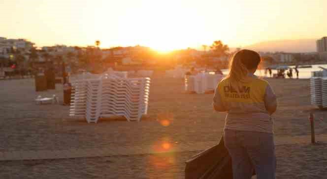 Didim’de temizlik ekiplerinden sabah mesaisi