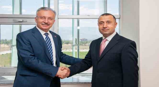 EBY&Uuml; BAP&rsquo;ta bayrak değişimi

