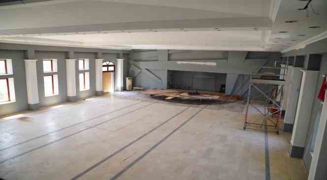 Ayvalık&rsquo;ta İsmet İn&ouml;n&uuml; K&uuml;lt&uuml;r Merkezi A&rsquo;dan Z&rsquo;ye yenileniyor
