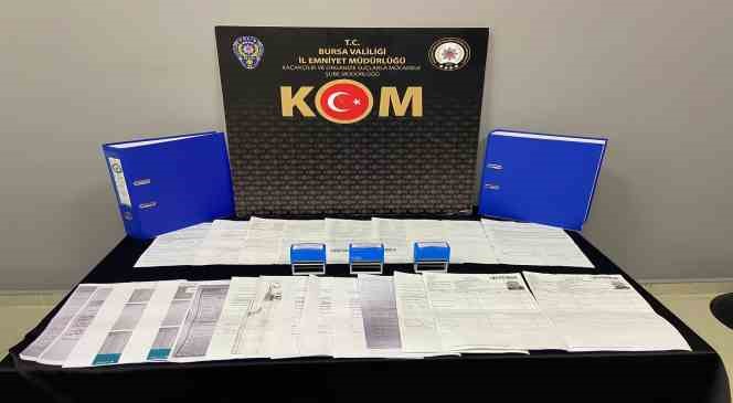 Bursa&rsquo;da sahte belgeyle engelli raporu &ccedil;ıkaran dolandırıcılar kıskıvrak yakalandı
