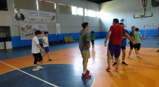 Geleceğin basketbolcuları Tatvan’da yetişiyor