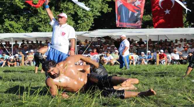 &Ccedil;an 58. S&uuml;leyman Şahin Yağlı Pehlivan G&uuml;reşleri Başpehlivanı Yusuf Can Zeybek
