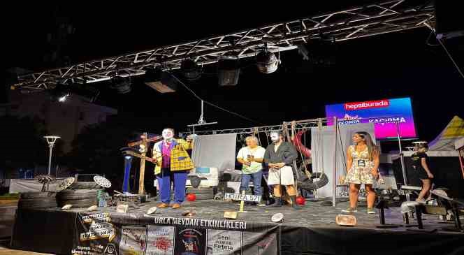 Eskişehir ekibi ’Urla Toprak Sahne Tiyatro Festivali’nde izleyenleri coşturdu