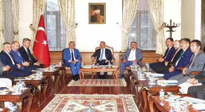 Ardahan&rsquo;da Eğitime Destek Platformu Koordinasyon Kurulu toplantısı yapıldı
