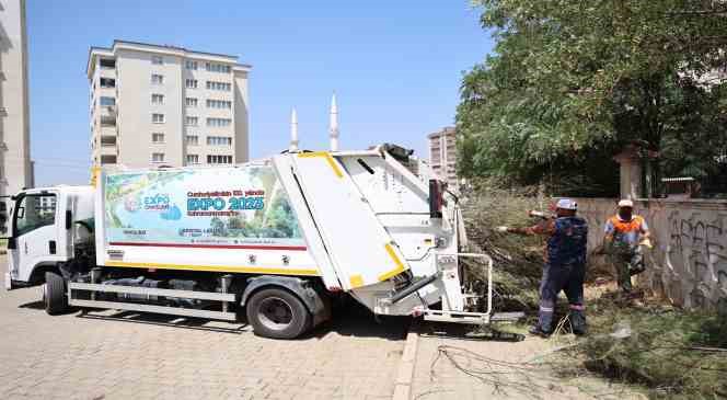 Onikişubat&rsquo;ta temizlik &ccedil;alışmaları
