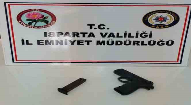 Kendisini polis olarak tanıtıp vatandaşın 400 bin lirasını dolandırdı, yakalandı
