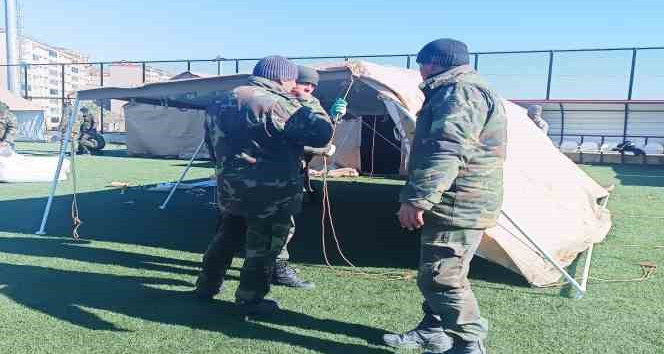 Azerbaycan arama kurtarma ekipleri 51 kişiyi sağ olarak kurtardı