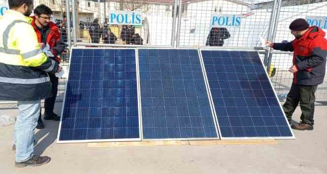 TSE depremzedeler için güneş panelleri kurdu