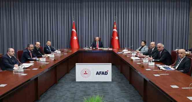 Kabine Toplantısı, Cumhurbaşkanı Recep Tayyip Erdoğan başkanlığında AFAD Merkez Binasında başladı.