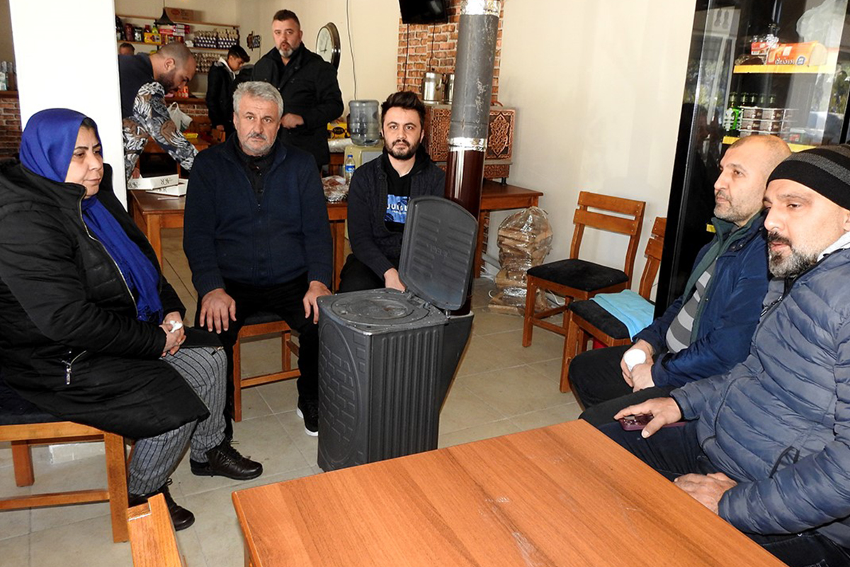 Çeşme'ye gelen depremzedeler o anları anlattı