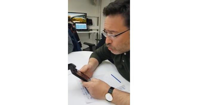 Valinin 222. saat sevinci kameraya yansıdı: "Herkesin gözlerinden öpüyorum"