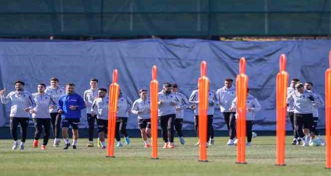 Trabzonspor, Basel ile oynayacağı rövanş karşılaşmasının hazırlıklarına başladı