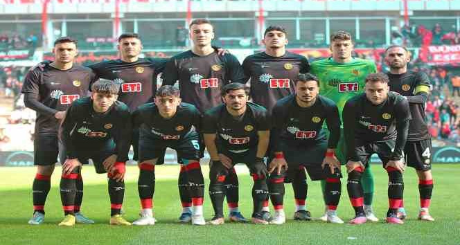 Eskişehirspor’un kamptaki rakipleri belli oldu