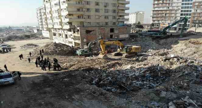 Kahramanmaraş’ta depremin 13. günü dronla görüntülendi