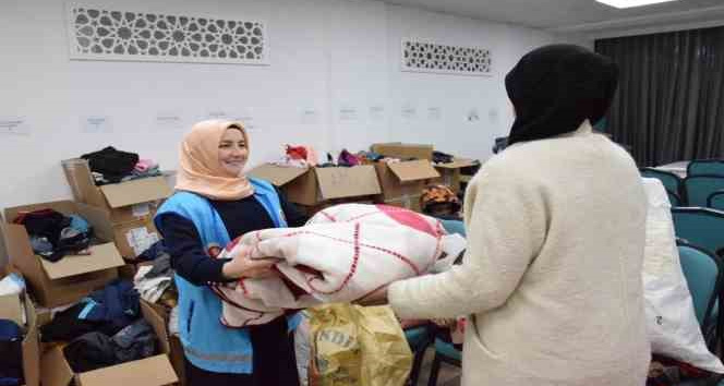Depremzedeler için Hayır Çarşısı