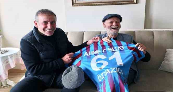 Ahmet Suat Özyazıcı hayatını kaybetti
