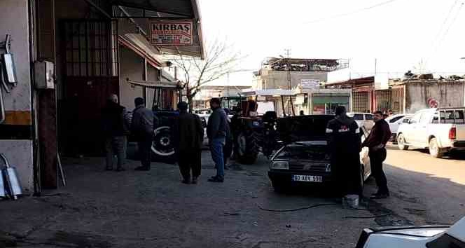 Sanayi esnafı günler sonra dükkanlarını açtı