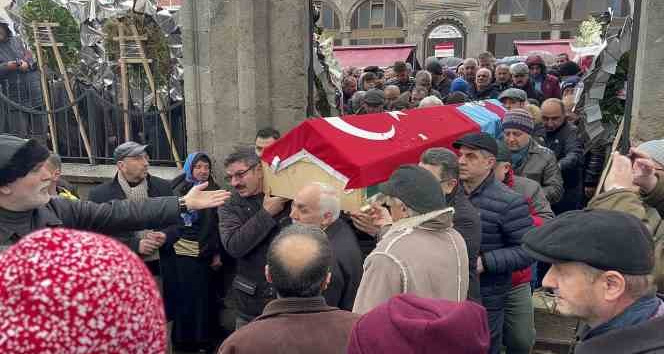 Ahmet Suat Özyazıcı son yolculuğuna uğurlandı