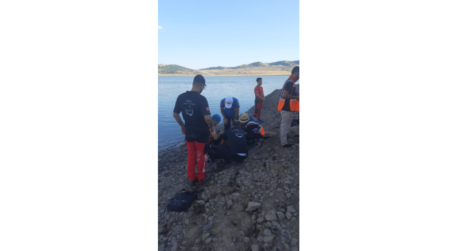 Kayıp şahsın cansız bedeni sulama g&ouml;letinde bulundu
