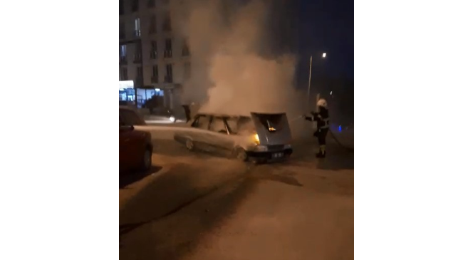 LPG&rsquo;li otomobil alev alev yandı
