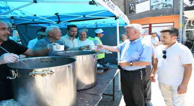 Lapseki Belediyesi aşure geleneği devam ediyor
