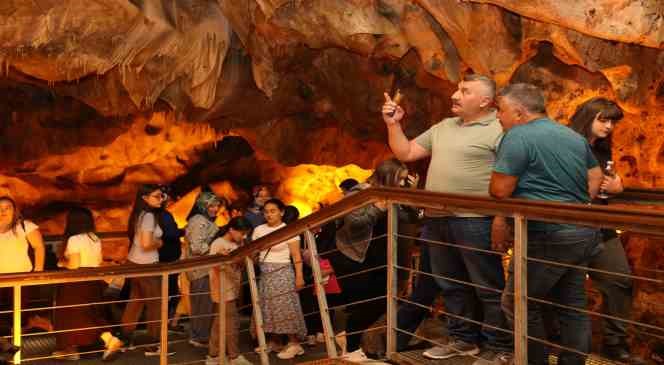 Gölbaşında Tulumtaş Mağarası vatandaşların ziyaretine açıldı