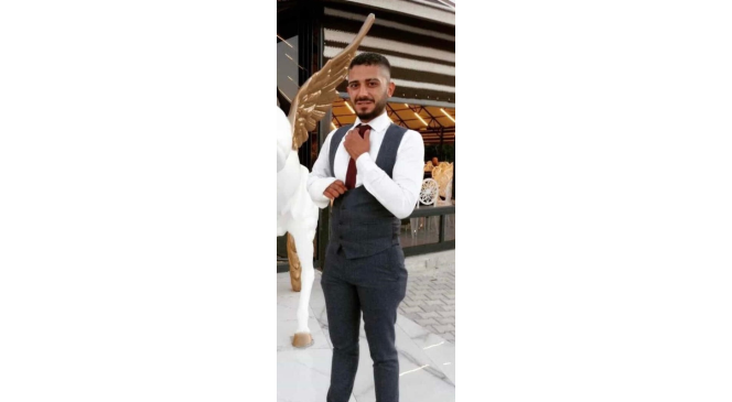 Kurtulmak istediği kocasını sevgilisine &ouml;ld&uuml;rtt&uuml;
