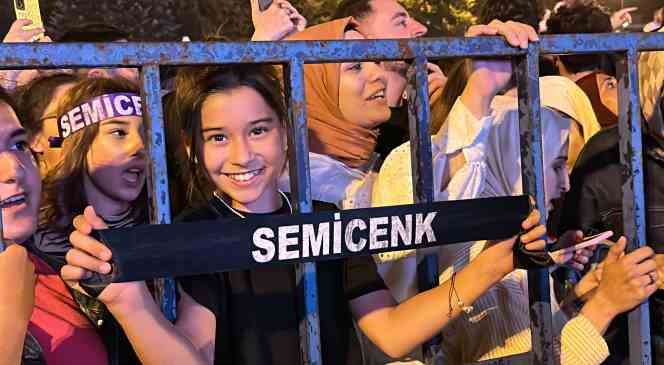 D&uuml;nya D&uuml;zce G&uuml;nleri Semicenk konseri ile başladı

