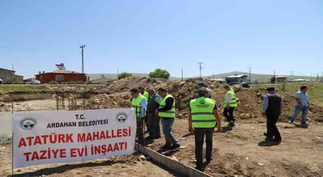 Ardahan Belediyesi&rsquo;nden &rsquo;&rsquo;Her Mahalleye Taziye Evi Projesi&rsquo;&rsquo;
