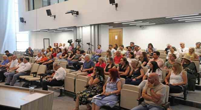 Gazetecilerin gözünden deprem