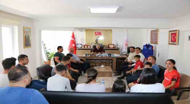 Siirtli sporculardan b&uuml;y&uuml;k başarı
