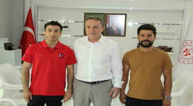 Vali Bilgin, Avrupa Şampiyonu Harun Alg&uuml;l&rsquo;&uuml; kabul etti
