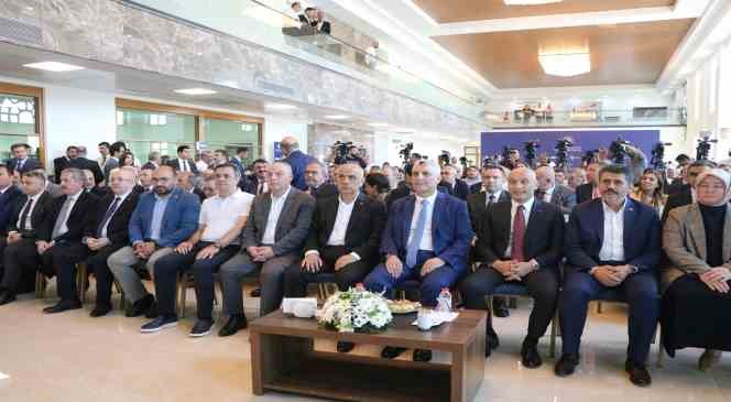 Ticaret Bakanı Bolat: "Temmuz ayında ihracatımız 20 milyar 93 milyon dolar olarak gerçekleşti"